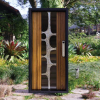 藍鯨新品 H4湖玉 玄關隔音門 鈦金緬甸柚木拼接大門