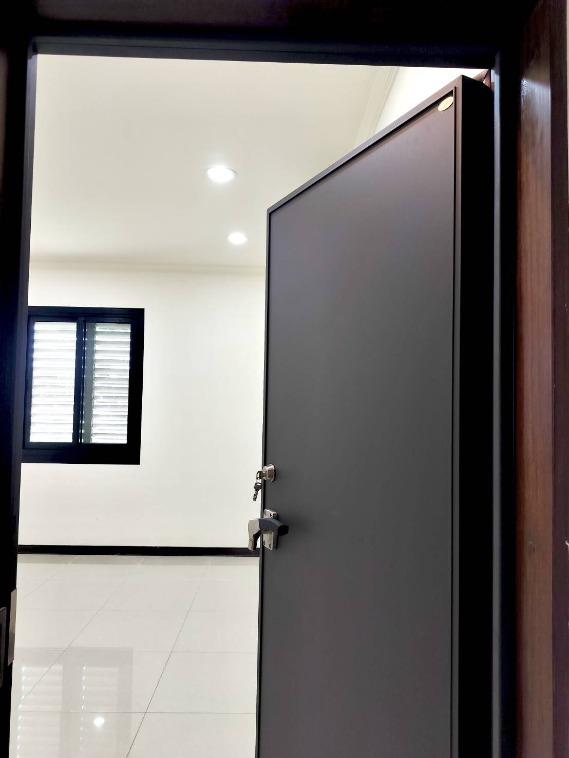 藍鯨TW高性能隔音窗-橫拉隔音窗